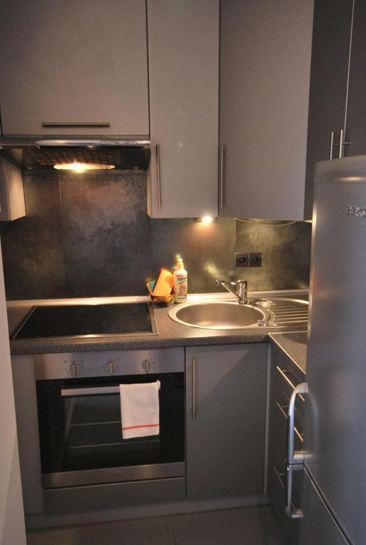 Apartment4You - Solidarnosci Варшава Номер фото