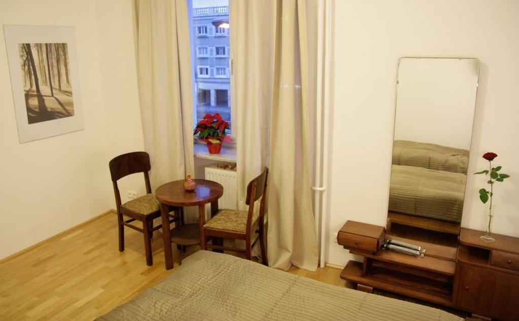 Apartment4You - Solidarnosci Варшава Экстерьер фото